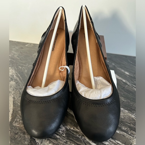 Amazon Essentials Belice Ballet Flats - Picture 12 of 12